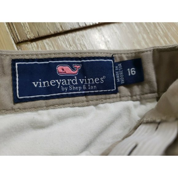 Vineyard Vines Boys Size 16 YOUTH Bermuda Shorts 100% Cotton Khaki Tan - Picture 4 of 8